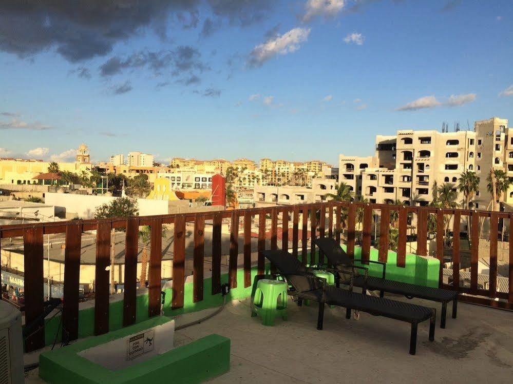 Bajas Cactus Hostel カボ・サン・ルーカス エクステリア 写真