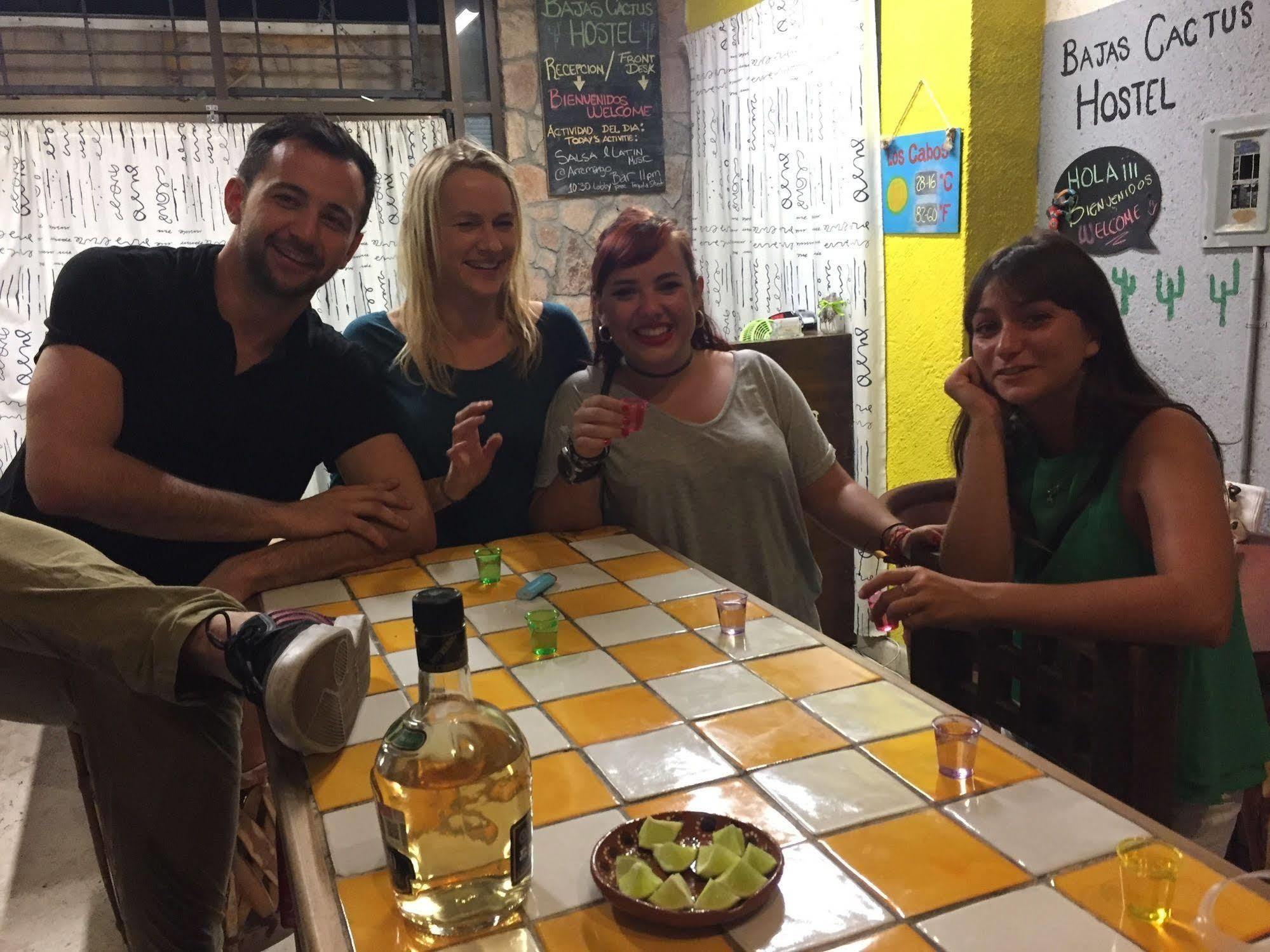 Bajas Cactus Hostel カボ・サン・ルーカス エクステリア 写真
