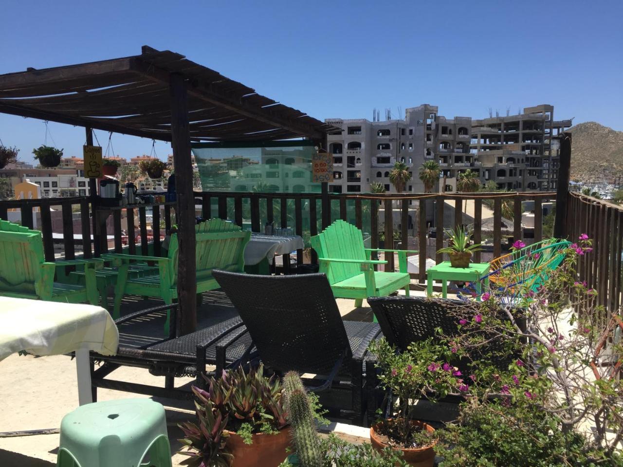 Bajas Cactus Hostel カボ・サン・ルーカス エクステリア 写真